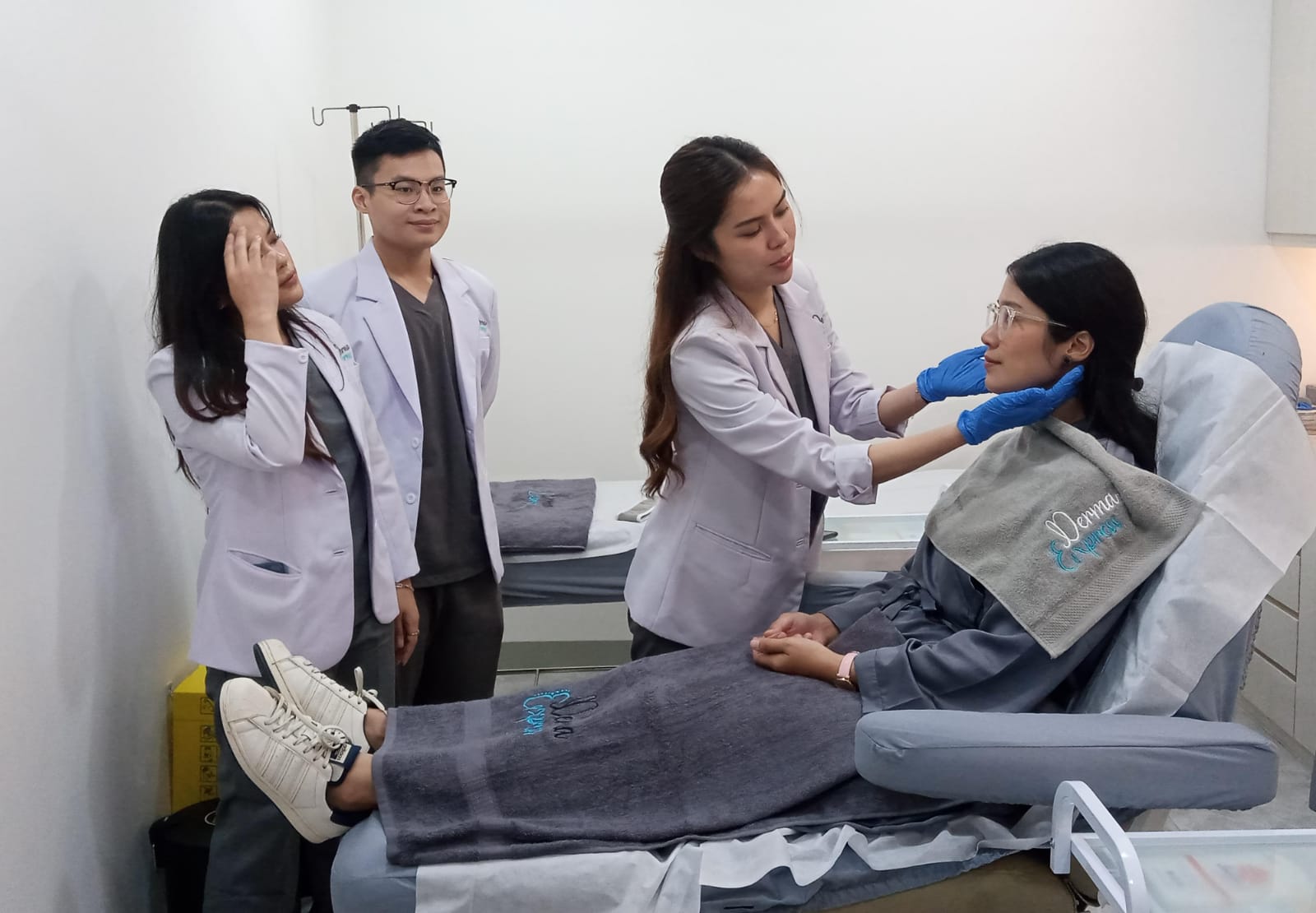 Derma Express Hadir di Bogor, Tawarkan Treatment dan Produk Bikin Glowing dengan Harga Terjangkau