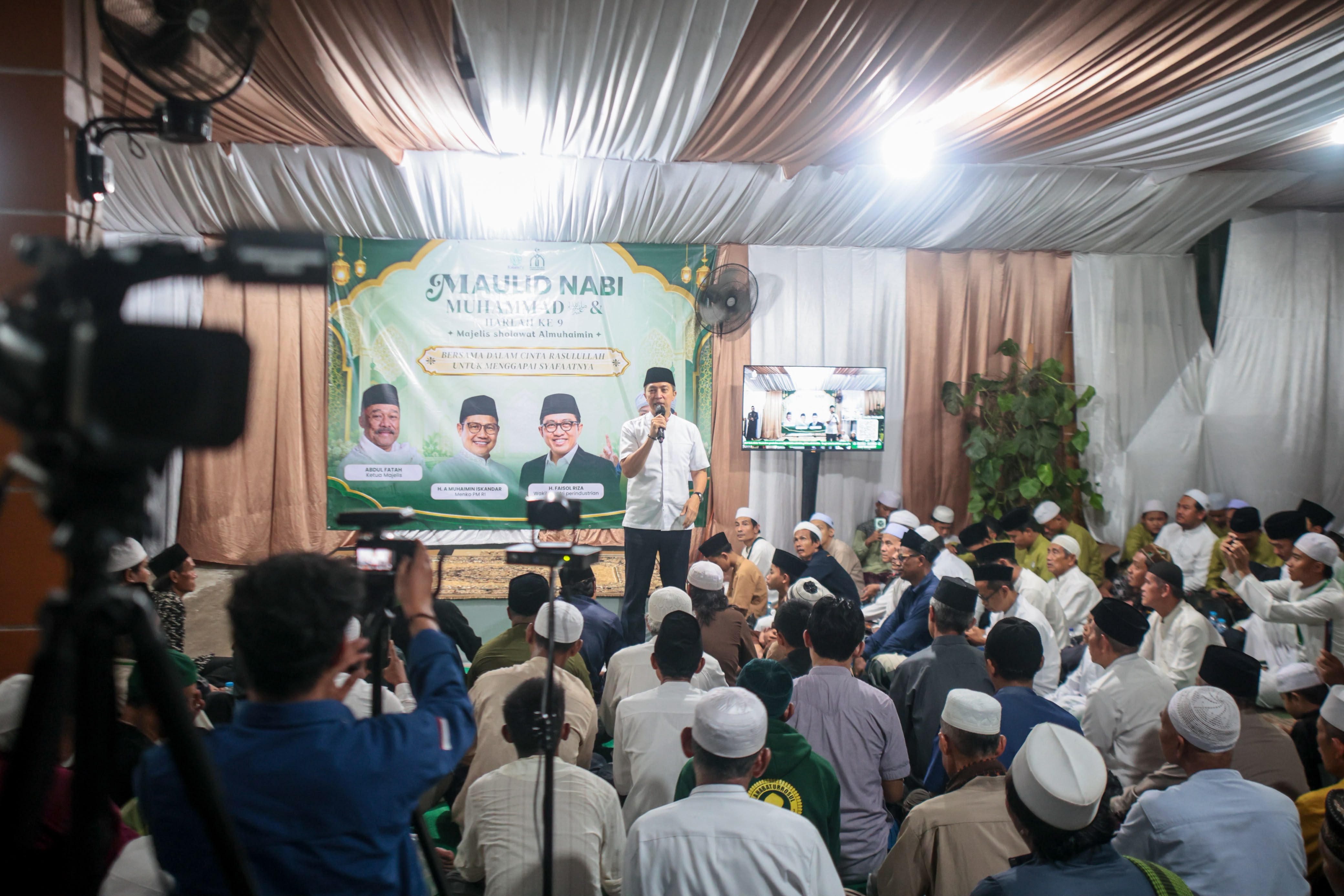 Doa Wali Kota Bogor Bersama Masyarakat dalam Peringatan Maulid Nabi Muhammad SAW 1448 H 