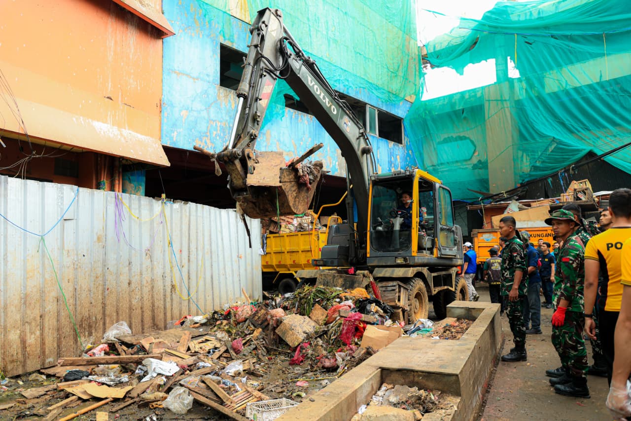Dedie Rachim: Denda Pelaku, Volume Sampah PKL di Kota Bogor Berkurang Pascarelokasi