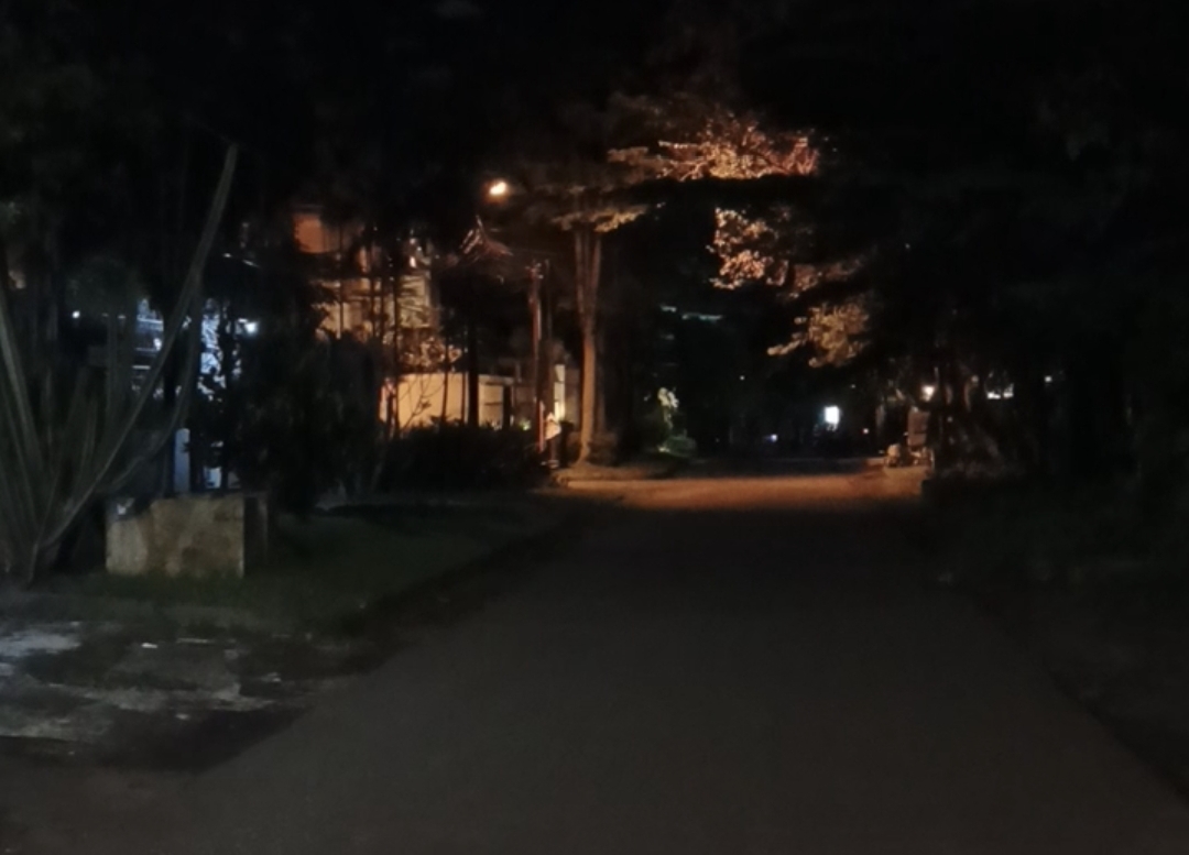 Kaget Ada Suara yang Mau Baku Hantam, Warga Jalan Bango Tanah Sareal Berhamburan ke Luar Rumah