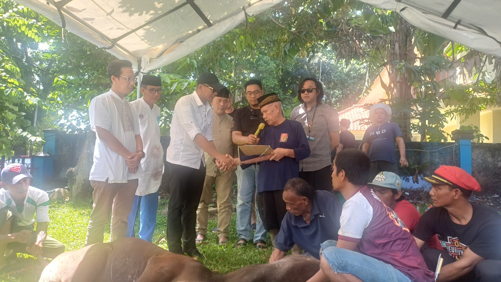 PWI Kota Bogor Sembelih Sapi Kurban Idul Adha, Simbol Kolaborasi Wakil Wali Kota Bogor 