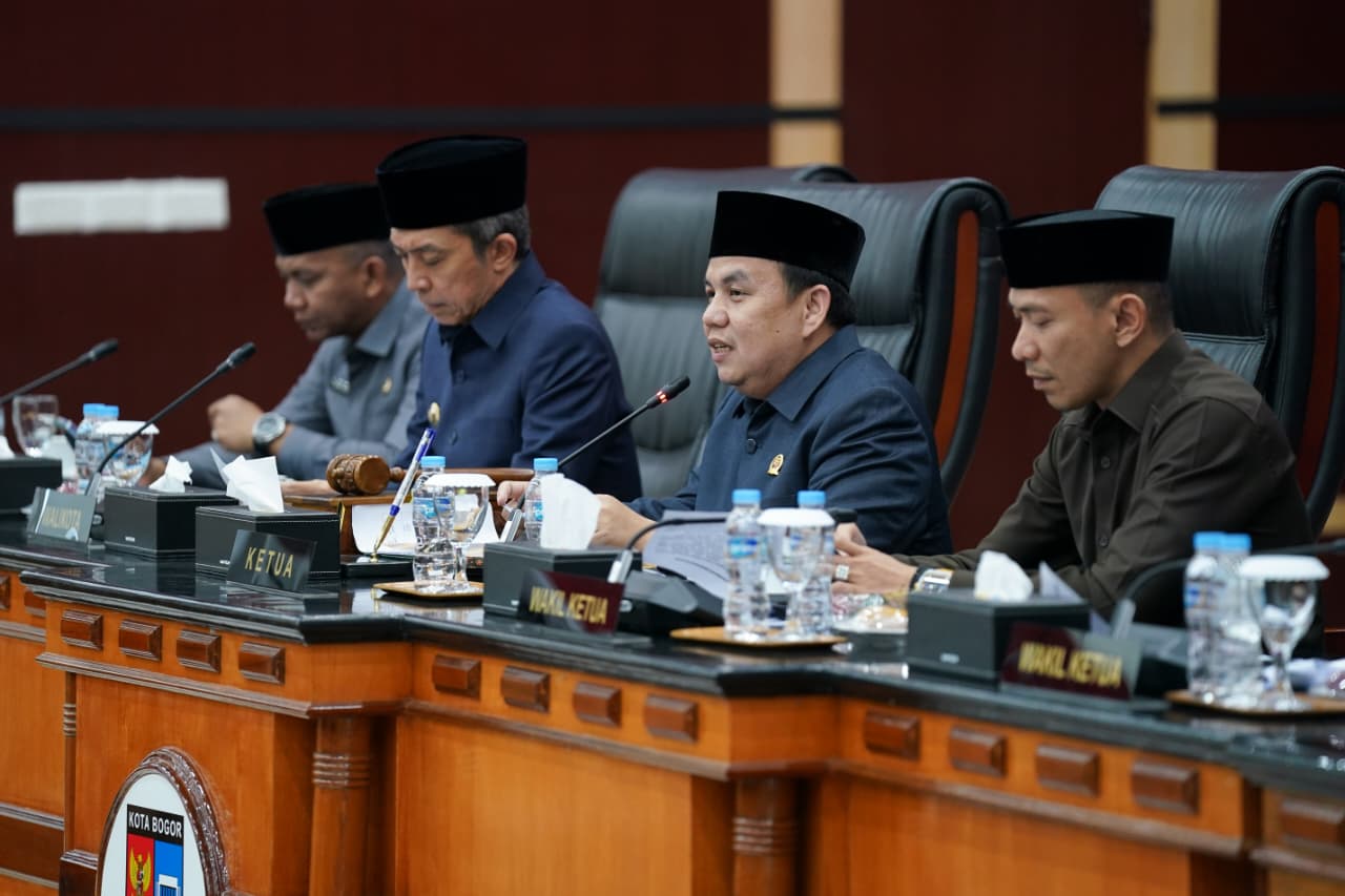 Adityawarman Apresiasi Ayah dalam Rapat Paripurna DPRD Kota Bogor 