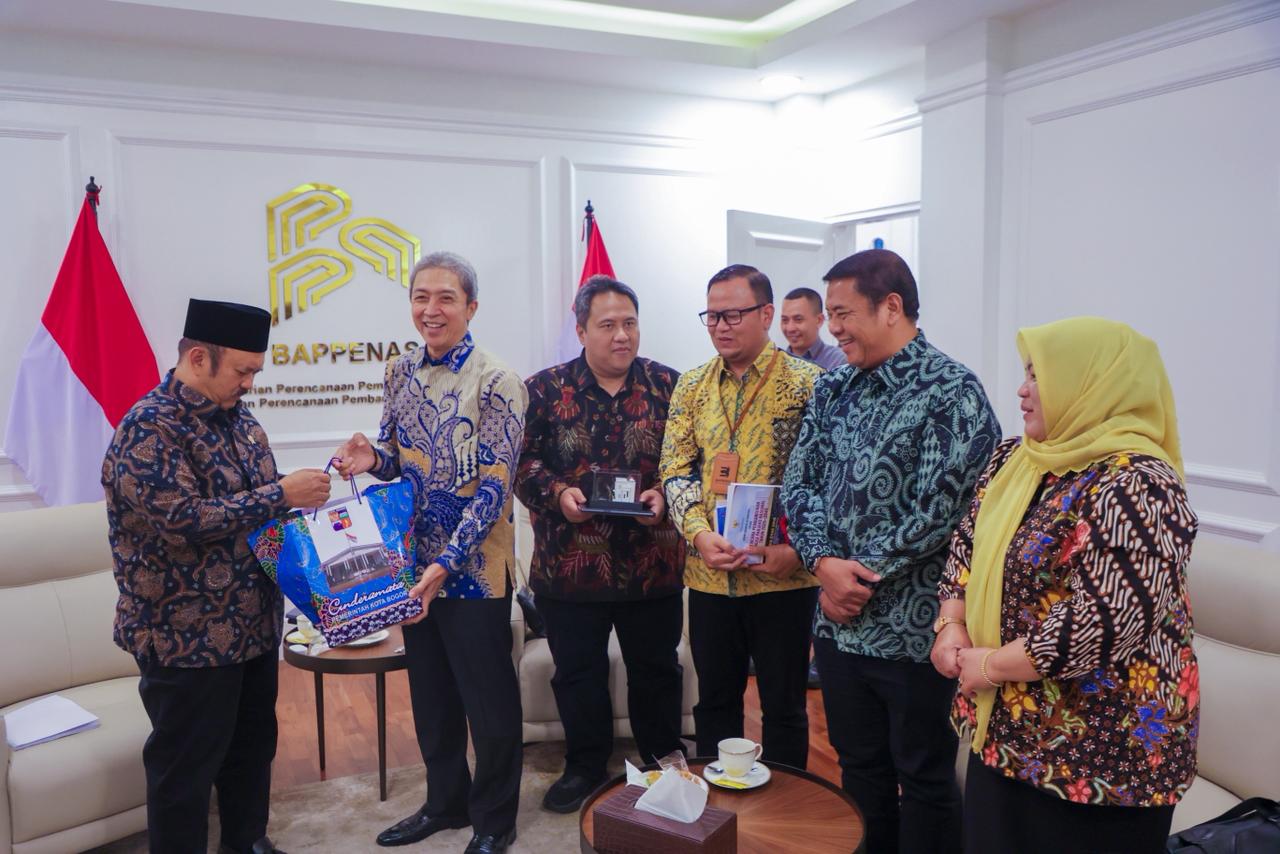 Dedie Rachim Sampaikan Beberapa Rencana Pembangunan Strategis Bersama Bappenas di Rakor Kota Bogor 