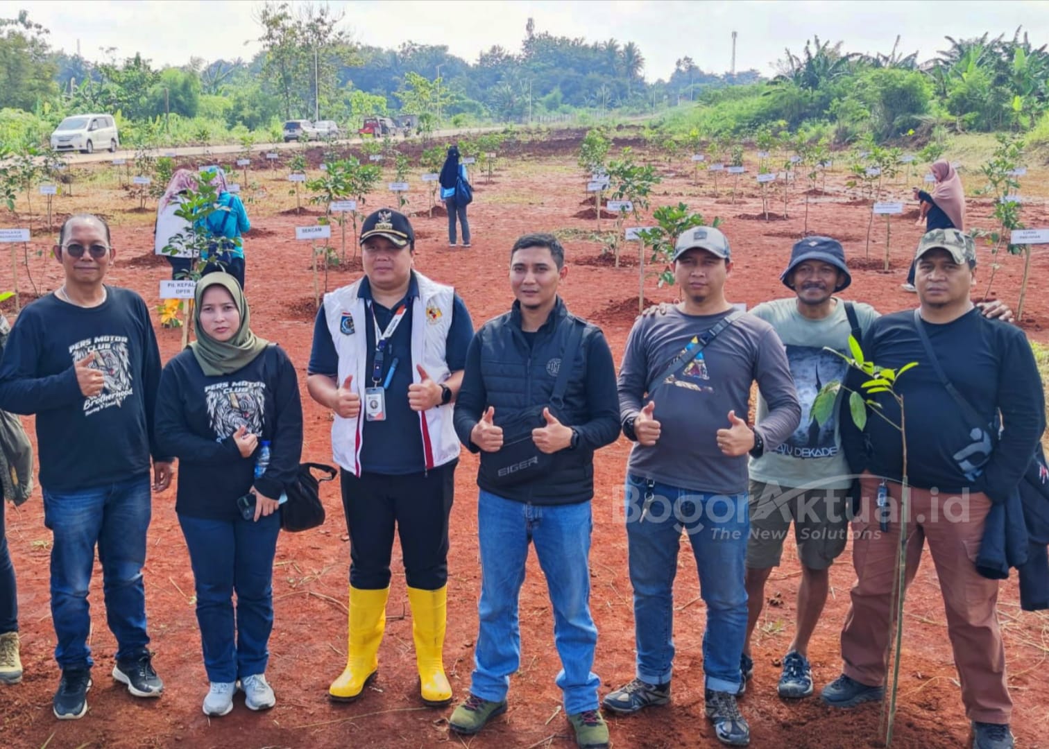 Pers Motor Club Dukung Penuh Penghijauan di Jalur Bojonggede Kemang