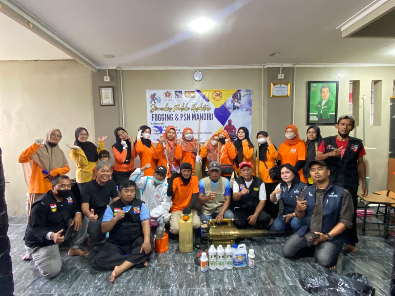 Cegah Penularan Meluas, PWI Kota Bogor dan Gentama Media Dukung Fogging Mandiri PSN di Cibuluh 