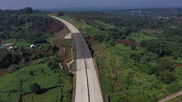 Kesiapan Infrastruktur dan Jalan Tol Sambut Libur Nataru