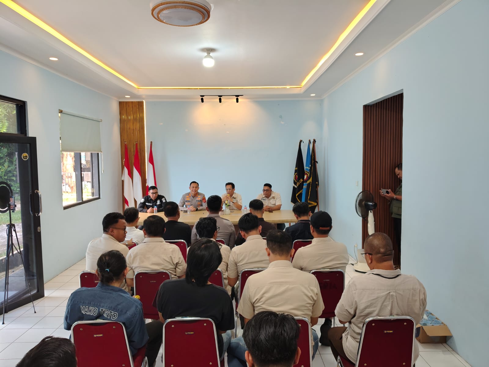 Kapolresta Bogor Kota Kunjungi Mako PWI Kota Bogor, Diskusi Informasi Bersama Wartawan