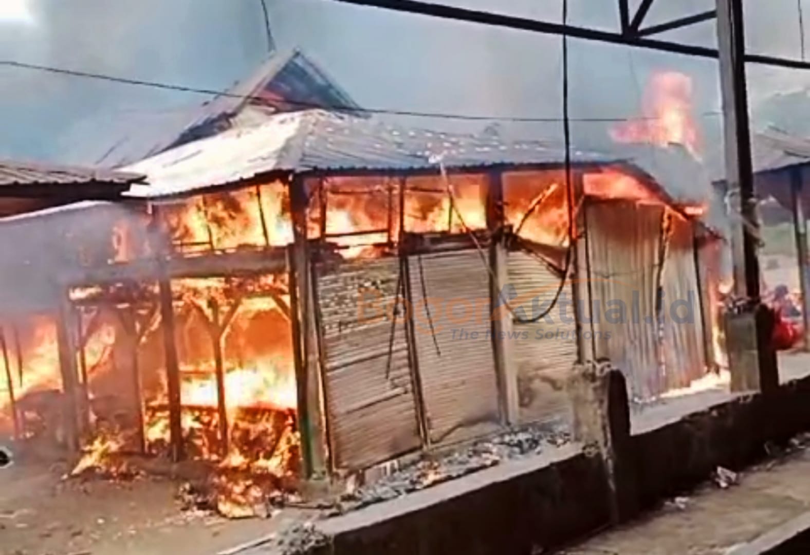 Puluhan Lapak Pedagang di Pasar Induk Kemang Bogor Hangus Terbakar, Ini Penyebabnya! 