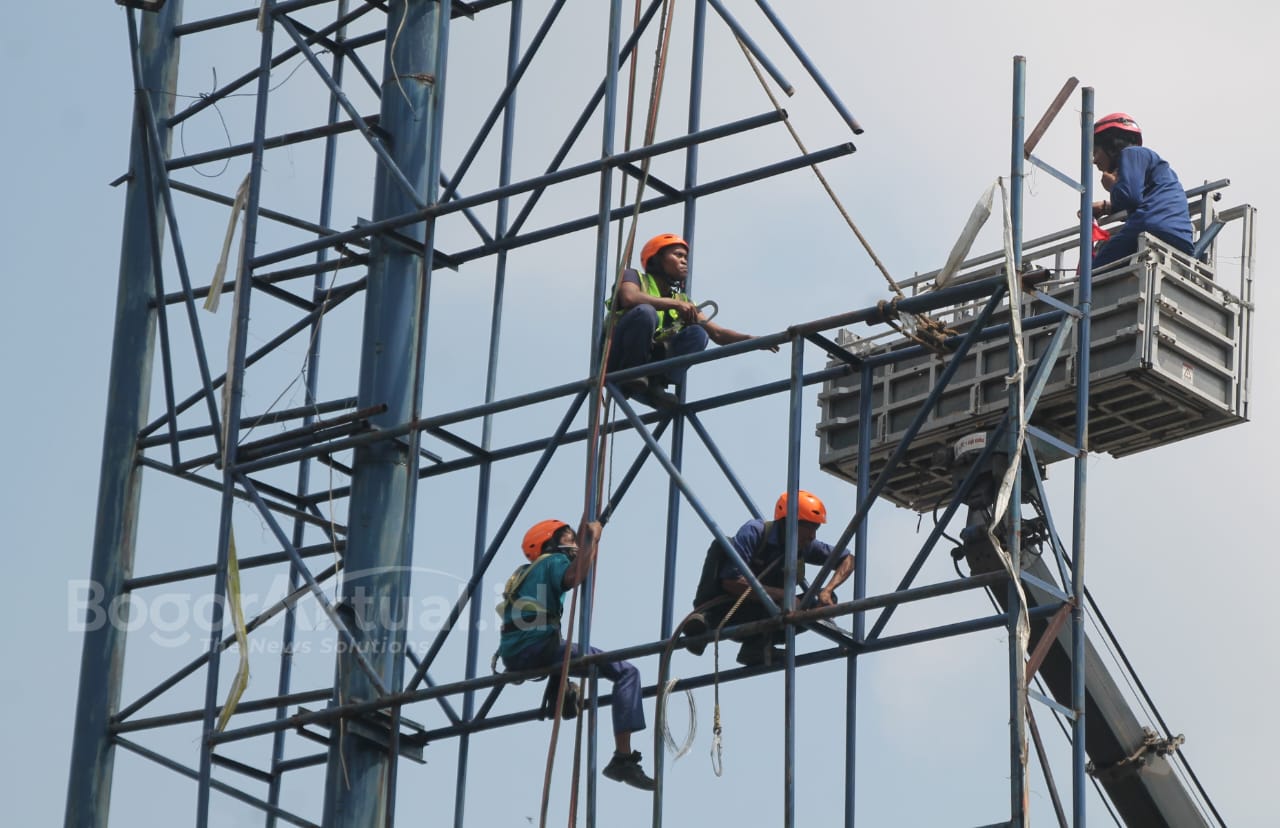 Pemkot Bogor Konsisten Babat Habis Reklame dan Billboard Tak Berizin