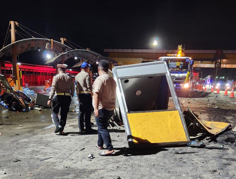 19 Orang jadi Korban Kecelakaan Beruntun di Gate Tol Ciawi, 8 Orang Tewas