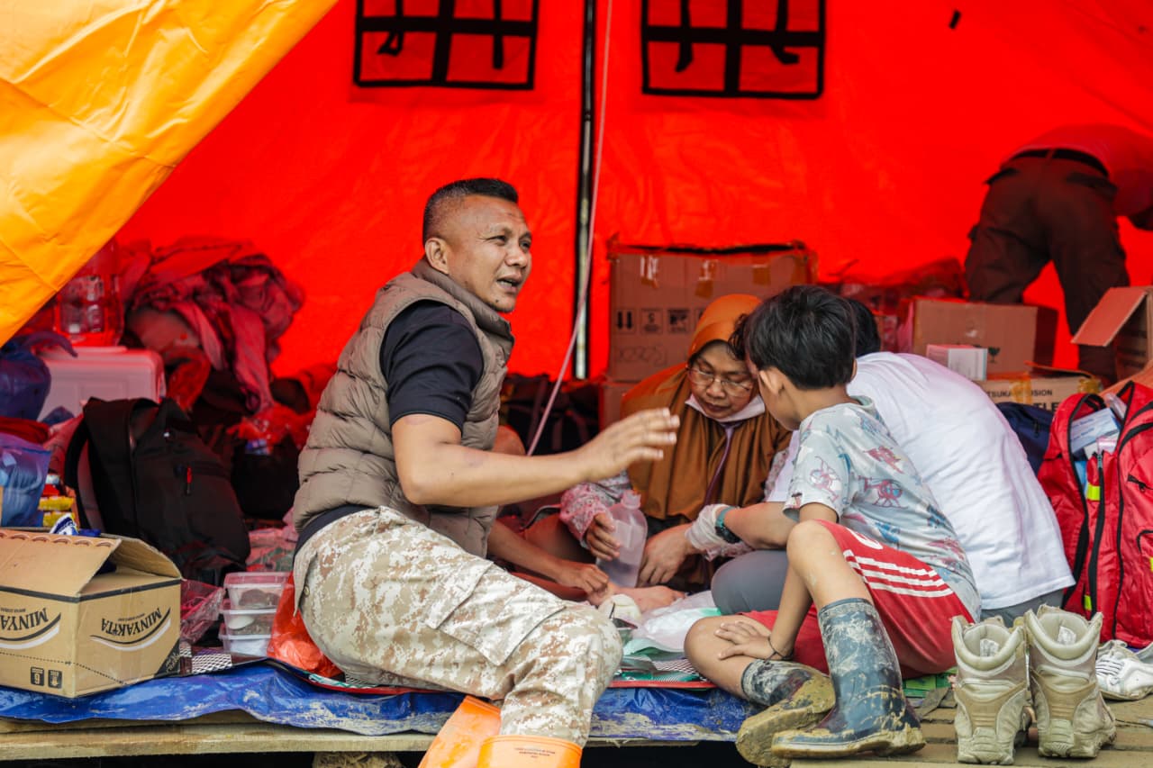 Relawan Peduli Bencana Kota Bogor Tangani Ibu Melahirkan di Lokasi Terpencil Aceh