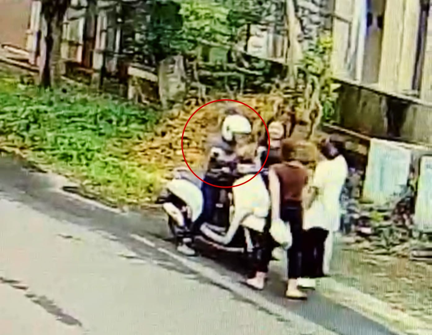 Handphone Pelajar SMA PGRI 1 Kota Bogor Dirampas di Jalan Bango, Pelaku Pakai Honda Scoopy Putih