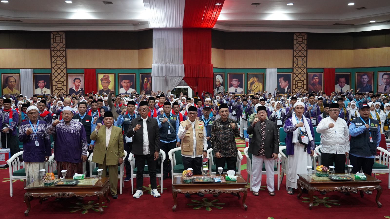 Pemkab Bogor Lepas Keberangkatan 435 Calon Jemaah Haji Kloter 47 JKS Indonesia