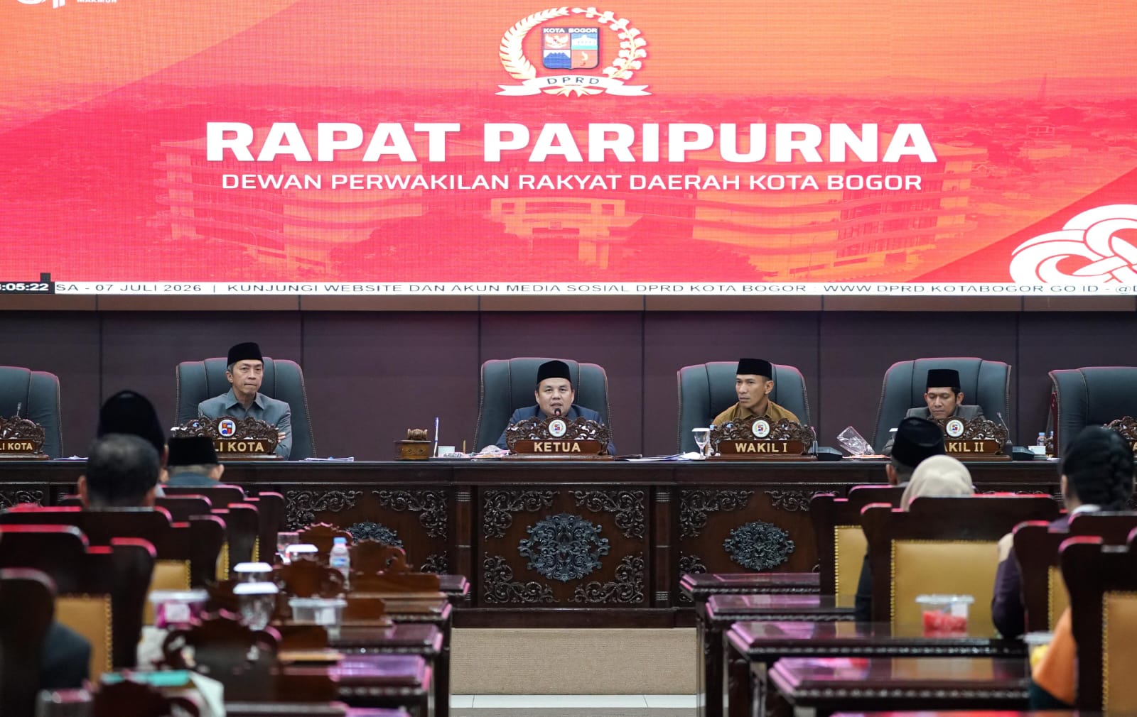Perkuat Pembangunan Kota, DPRD Kupas Tuntas Raperda Strategis