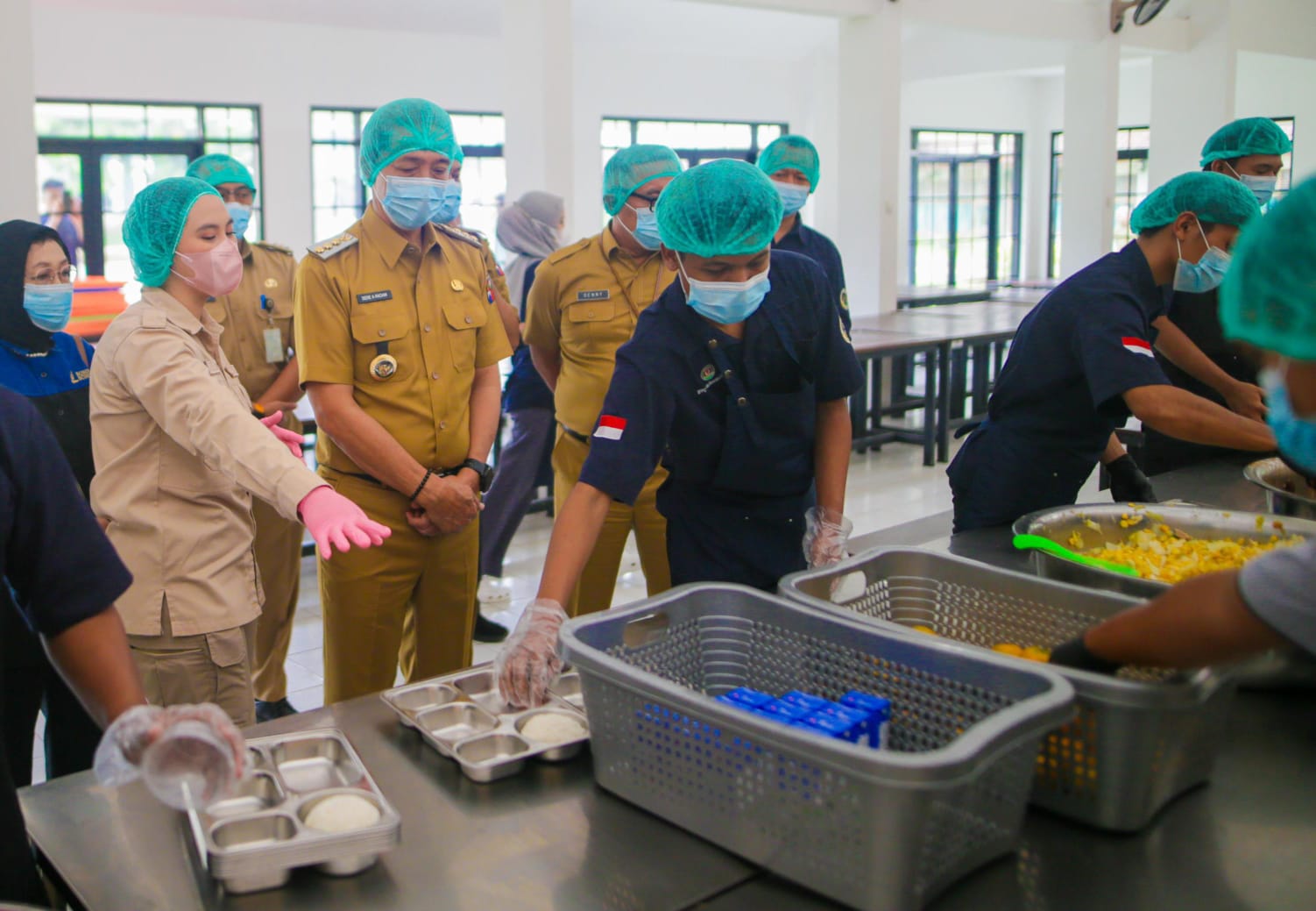 Sukseskan Program Prabowo, Dedie Rachim Dorong Penambahan Kapasitas Dapur MBG di Kota Bogor