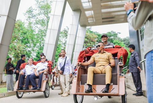 Presiden Prabowo Subianto Serahkan Bantuan 160 Becak Listrik di Kota Bogor