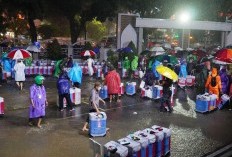 Hujan Deras Sambut Kepulangan 398 Jemaah Haji Kota Bogor