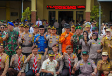 Tekankan Kondusivitas, Dedie Rachim Pimpin Apel Gelar Pasukan Operasi Lilin 2025 di Kota Bogor