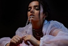 Lirik Lagu Pray oleh Jessie Murph Beserta Terjemahannya